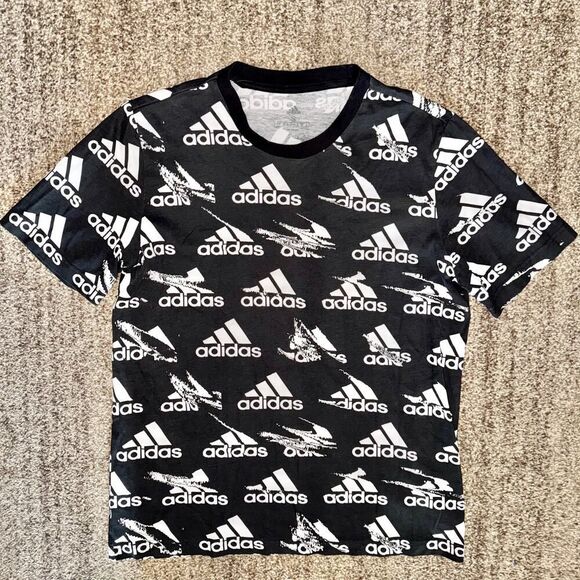 adidas Other - Adidas Brand Love Essentials Allover Print Short Sleeve T-Shirt Men's Small